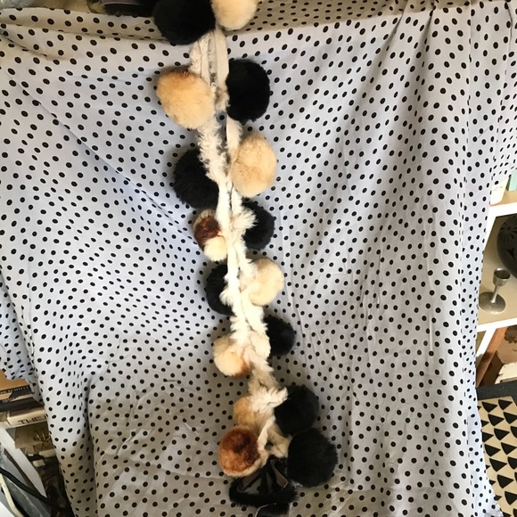 Rabbit fur Scarf Necklace mingle - Picture 3 of 4